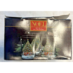 Vintage Noel‎ Christmas Tree Wreath 12 Ounces Lowball Glasses, Set of 4